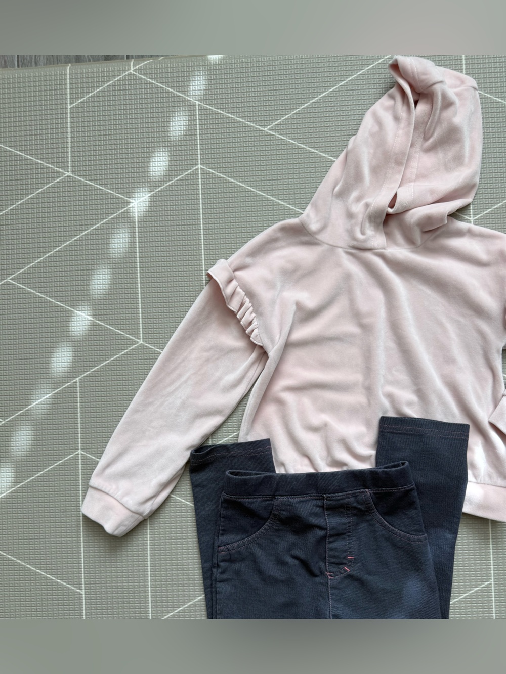 90 Degree|FREE w any kids purchase,big girl-Velour ruffle pink sweater & legging